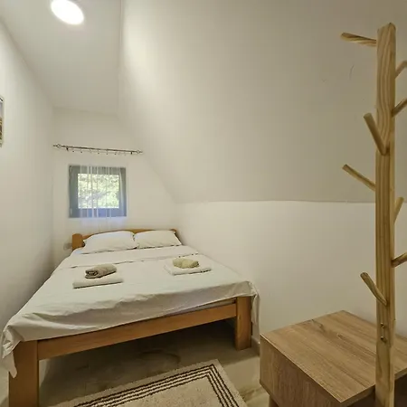 Case de vacanță Vacation Miki 2 Ljubos