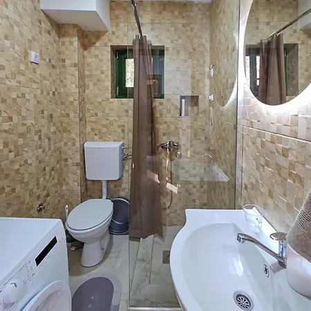 Vacation Miki 2 Case de vacanță